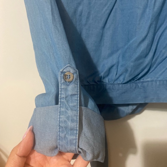 Top, waist/cropped length, new. - Picture 2 of 4